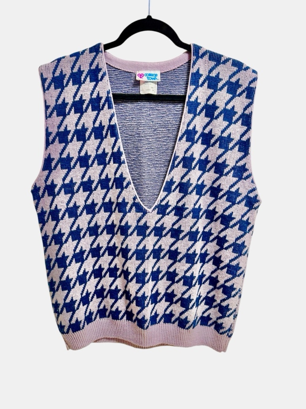College Town vintage wool blend sweater vest with houndstooth pattern Size M
